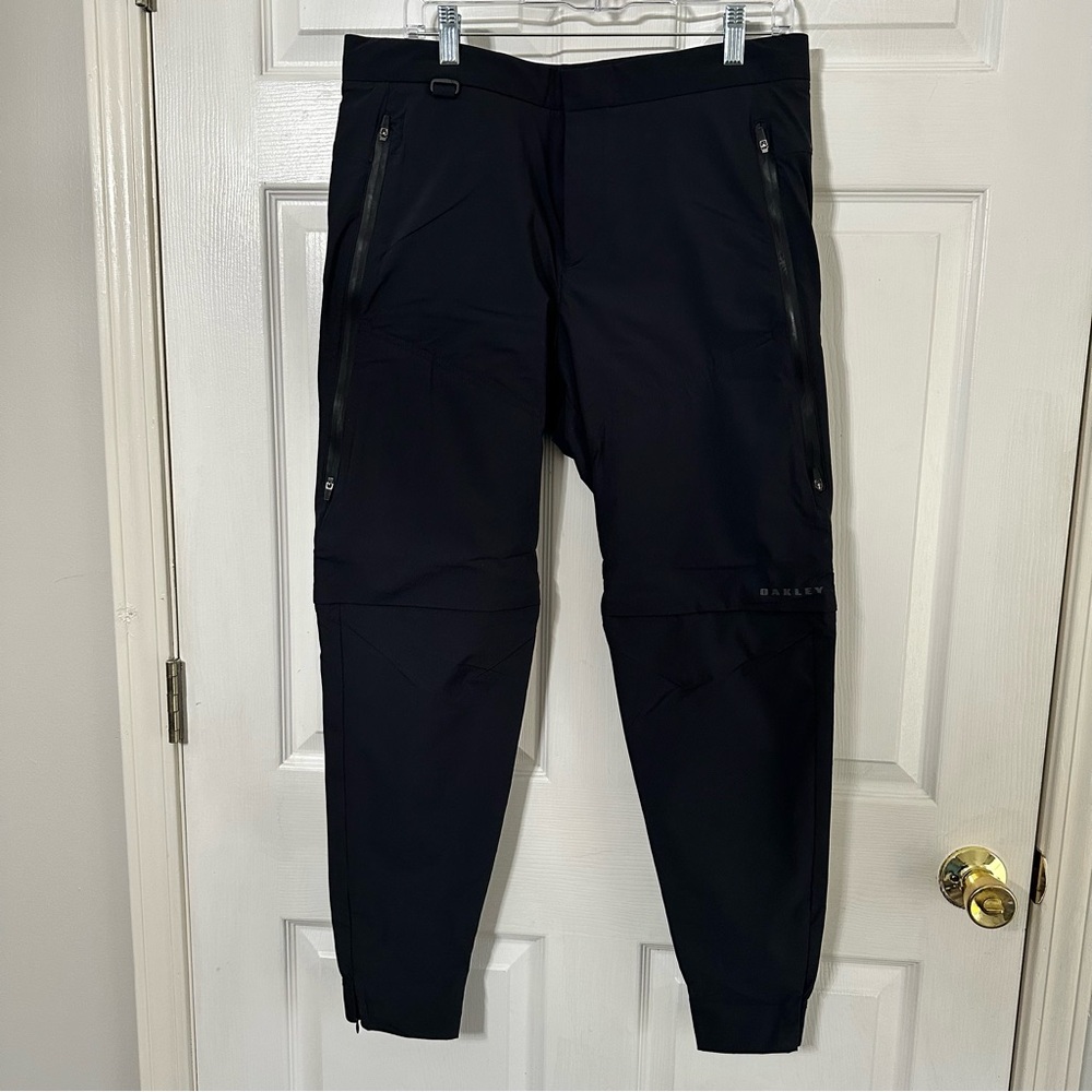 Oakley Men's Dark Cargo Pants